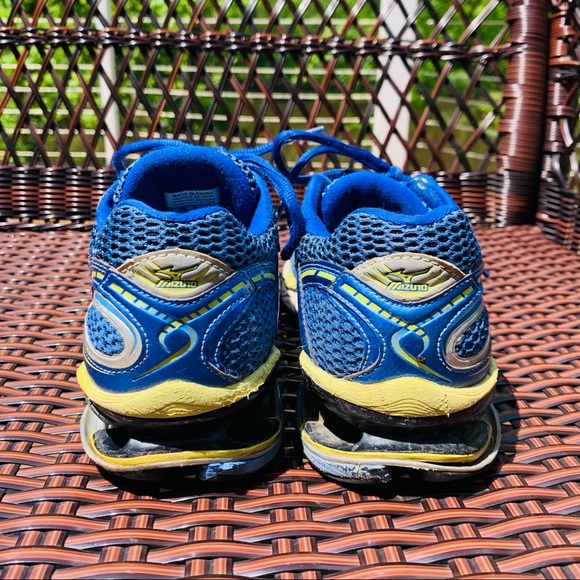 Mizuno Wave Creation 12 Womens SZ 8 Running Shoes - Picture 13 of 14